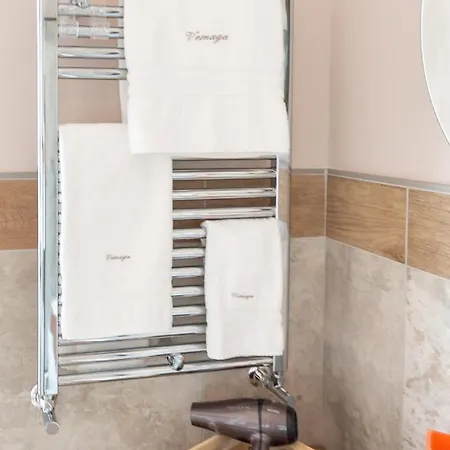 Vemaga Luxury - Center