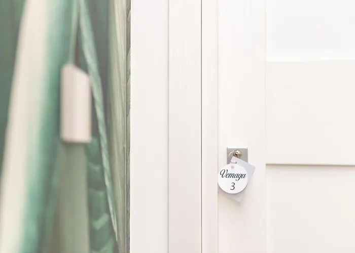 Vemaga Luxury - Center 4*