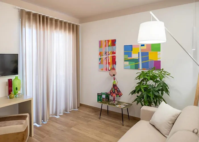 Vemaga Luxury - Center 4*