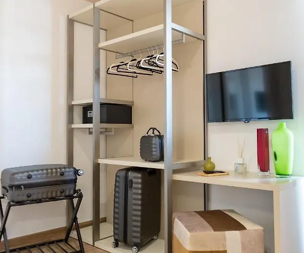 Vemaga Luxury - Center